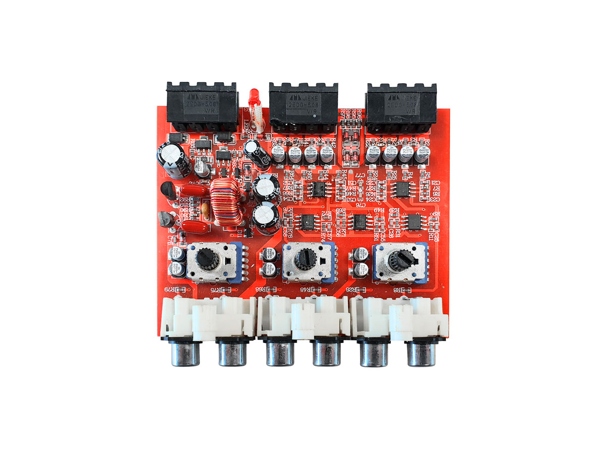 Интерфейсы для подключения усилителей Swat SLD-05 
