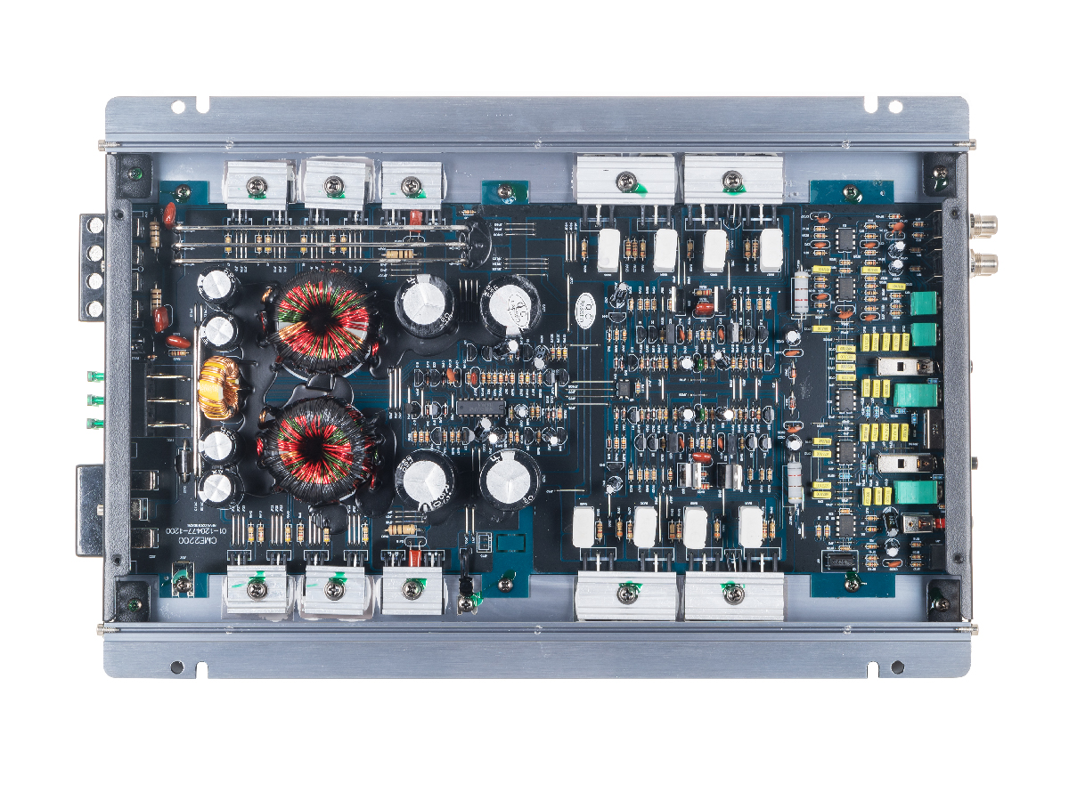 Двух и трехканальные усилители Swat SBT-2.200 