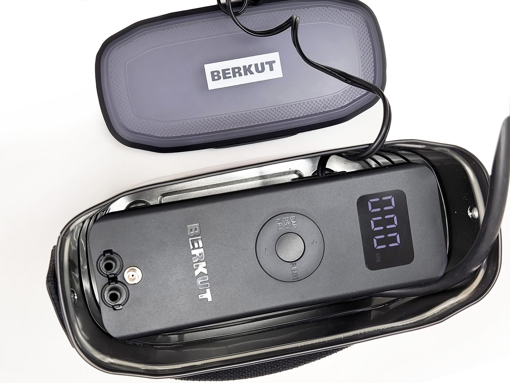 Автомобильные, велосипедные компрессоры.Помпы, насосы. Манометры BERKUT SPEC-3M