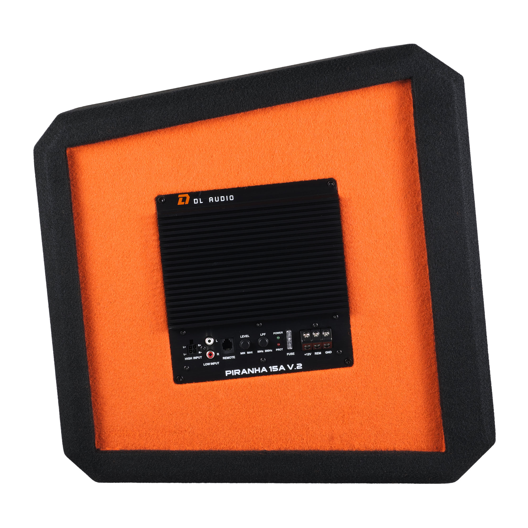 Cабвуферы корпусные активные DL Audio Piranha 15A V2 Black 