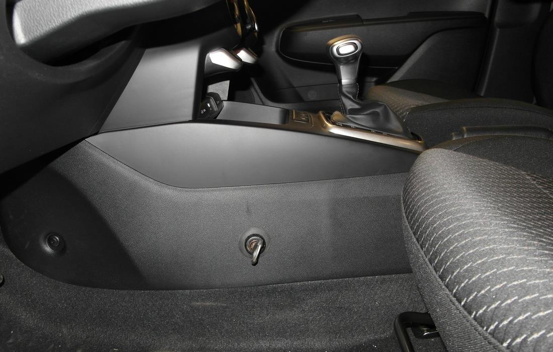 Garant Consul (22037) KIA RIO (2017-) авт.