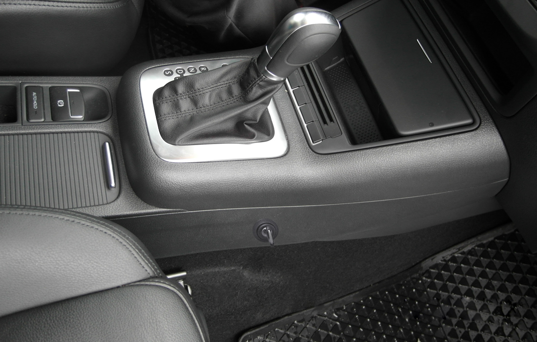 Garant Consul (41024) VW Tiguan (2012-) авт. ТТ (селектор ХХХ 713 025)