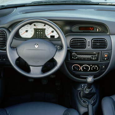 Renault Incar RFR-N06 