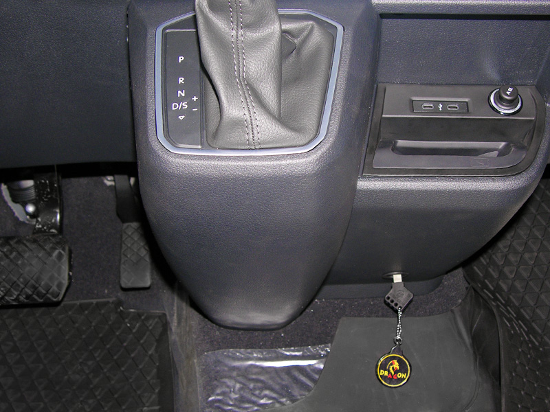 DRAGON VW T6.1 (2020-) авт. DSG КП, БШ