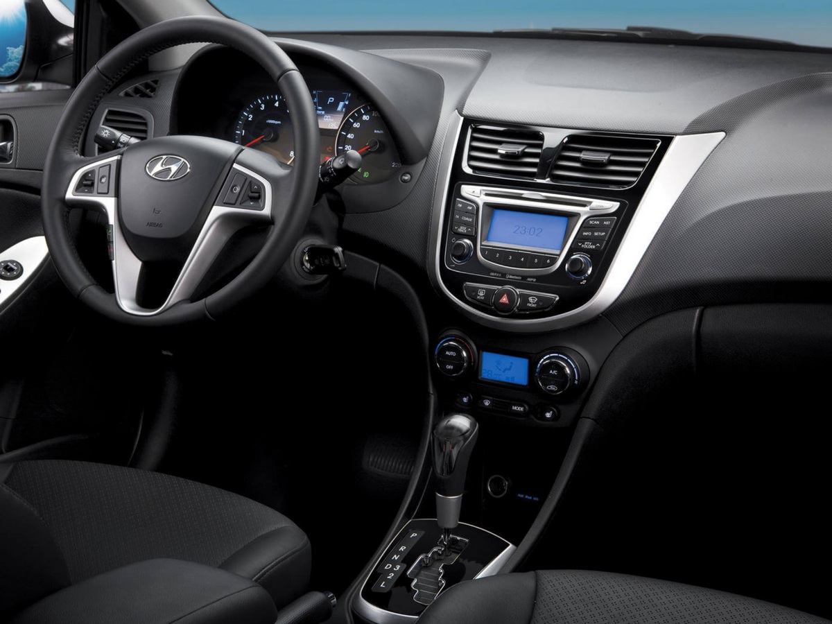 Hyundai AurA AFX-HY92 