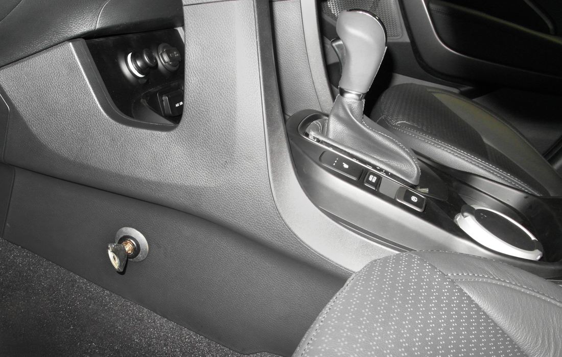 Garant Consul (17032) Hyundai SANTA FE (2012-) авт. TT