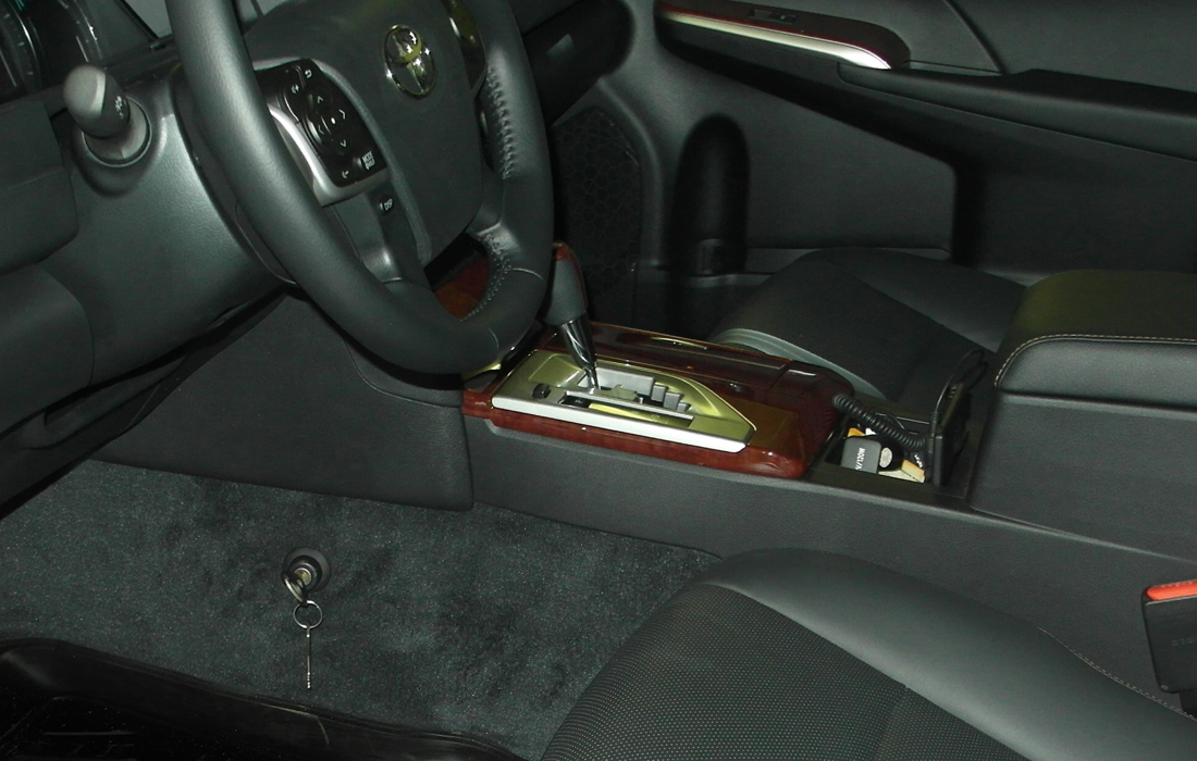 Garant Consul (38016/1) Toyota Camry NEW (2011-) авт.