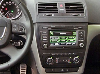 Skoda Incar RSC-8676 YT 