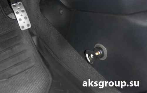 Garant Consul (28004/1) Mitsubishi Pajero IV (2010-) авт. TipTronic